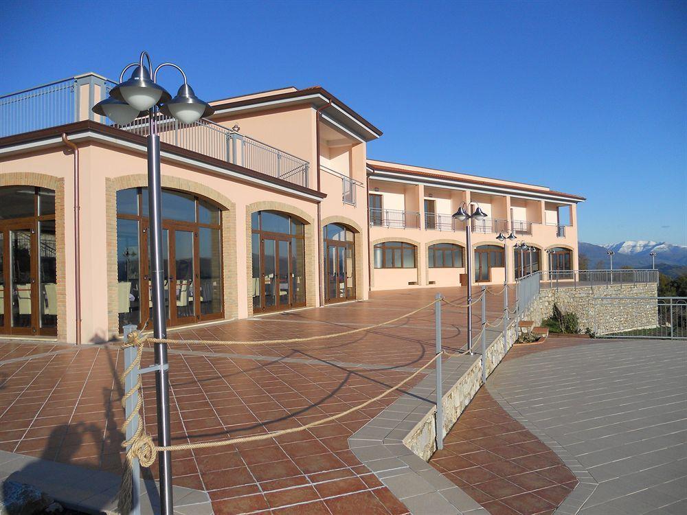 Hotel Caluna Charme San Giovanni a Piro Zewnętrze zdjęcie