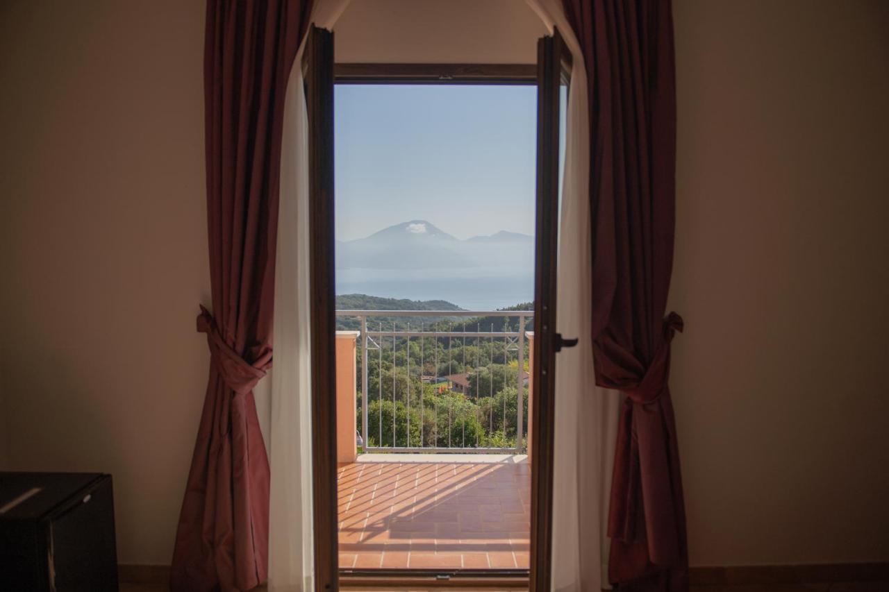 Hotel Caluna Charme San Giovanni a Piro Zewnętrze zdjęcie